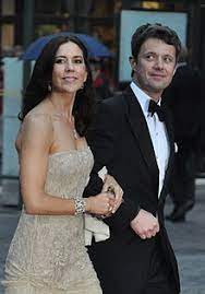 Juni 2015kronprinz frederik und prinzessin isabella besuchen das märchen der schweinehirt von h.c. Mary Von Danemark Wikipedia