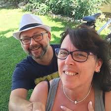 Basil Miles XL Pro MIK Black Lime Trunkbag 9-36 litres : Amazon.in: Sports,  Fitness & Outdoors