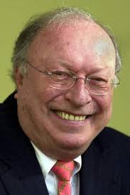 Healdsburg resident turned economics career into best-selling books