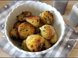 Pommes De Terre Nouvelles Bouillies Puis Sautees Pomme De Terre Nouvelle Recette Pomme De Terre Cuisson Pomme De Terre