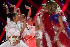 The 2020 super bowl halftime show performers are shakira and jennifer lopez. Jennifer Lopez S Daughter Emme Steals Super Bowl Halftime Show