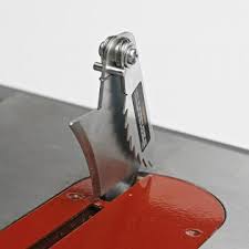 Biesemeyer Snap In Spreader Tablesaw Splitter Wood Magazine Diy Table Saw Woodworking Woodworking Power Tools