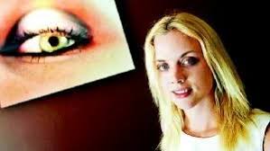 Amanda säger hejdå till tonåren