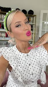 GRWM! Comment MONDAY for all the things 💕✨