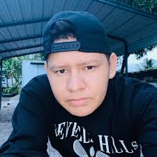 🧤❤️💙 ¡Ter Stegen está de vuelta! El guardameta alemán ya se ha recuperado  de su lesión y volvió a entrenarse hoy sobre el césped. Tras su operación  de espalda, acelera su preparación