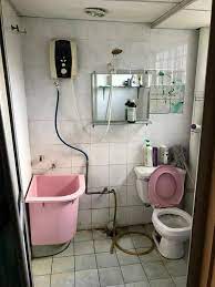 Luas sikit, nak mandi berdua pun muat la. Deko Bilik Air Rumah Flat Pagar Rumah