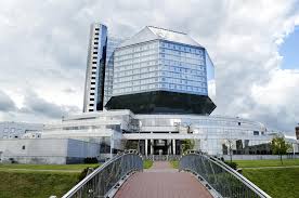 Wir verfügen über eine vollständige liste der museen, aussichtspunkte. Minsk Hauptstadt Weissrusslands