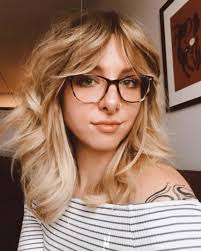 We are obsessed with this wolf cut @christina.carbonsalon gave  @elizabethgardell 🔥🔥🔥 . . . . #modernshag #wolfcut #behindthechair  #clientselfies #shaghaircut #carbonsalonlongmont #nocosalon #longmontsalon  #stylistsupportingstylists #stylistlife ...