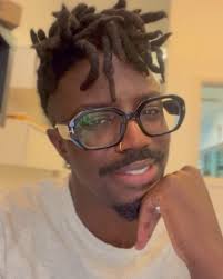 GOOD LUCK CHARM 🍀🍀, #blackmensinging #blackmen #blackmensmiling #singer  #songwriter #singersongwriter #applemusic #spotify #stpatricksday  #losangeles #hollywood #california #melbourne #stkilda ...