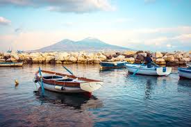 Si, la distanza in macchina tra napoli. Camminanapoli 2018 Sul Lungomare Di Napoli Napoli Da Vivere