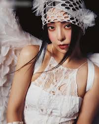 Angelababy bị phong sát ngầm nhưng "đại hoa đán" này mới thảm nhất, không  có cửa trở lại showbiz