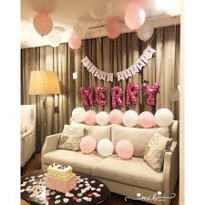 Selain itu ada beberapa warna lain agar tampak lebih hidup dan hangat. Dekorasi Kamar Ulang Tahun Room Decor Paket A Shopee Indonesia