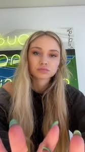 Hand Dance Challenge Tutorial by Taylor Overby