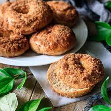 Panera Copycat Cinnamon Crunch Bagels Savor The Flavour