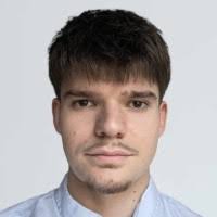 300+ perfiles de «Lamarque»