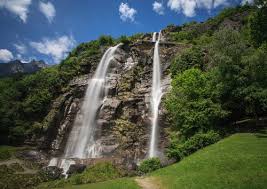 Trekking alle cascate dell'acquafraggia, percorso da piuro a savogno. Energia E Natura Parchi Riserve Naturali E Luoghi Incantevoli Le Cascate Dell Acquafraggia Valtellina