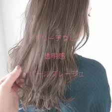 河原一平さんのスナップ ナチュラル ロング 外国人風 ヘアカラー 透明感 グレージュ バレンタインヘア 美髪 ヘア アイディア ヘアスタイル ロング