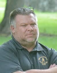 King steps down from city post