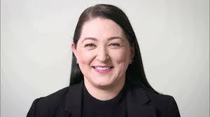 Kellie Hodges's Instagram, Twitter & Facebook