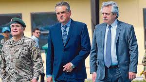 2,00 m €* aug 21, 1995 in buenos aires, argentina. Agustin Rossi El Ejercito Llevara Las Vacunas A Cada Lugar Del Pais La Ocho Am830