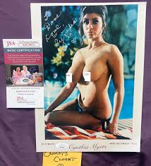 Nude Photos of Loni Anderson - Etsy