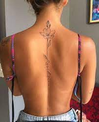 Tatouage Nuque 30 Inspirations Delicates Et Sensuelles Reperees Sur Pinterest Grazia Hello Ladies Gentlemen In 2021 Ribbon Tattoos Creative Tattoos Tattoos