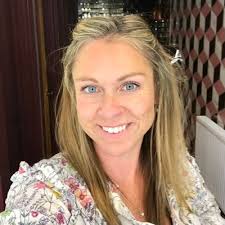 Danielle Leroy (@danileroy)