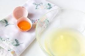 Les Bienfaits Du Blanc D œuf Pour La Peau Recette Beaute Lisser Ses Cheveux Naturellement Peau