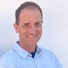 Scott Ebeling's Instagram, Twitter & Facebook