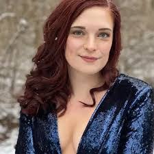 Lucia Ashley's Instagram, Twitter & Facebook