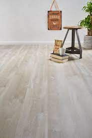 praxis quick step laminaat moderato belmont eik bruin laminaat vloeren huis verfkleuren