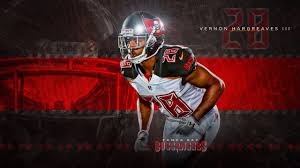 The carolina panthers have a lot of work to do to catch up, but they do have some things in common. Gutb Tghjfrhzm