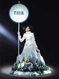 Subito a casa, in tutta sicurezza. Cerimonia D Apertura Giochi Olimpici Invernali Torino 2006 Opening Ceremony Moschino Dress Ceremony