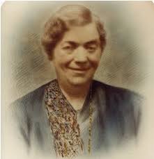 1919 ~Debutante and Her Pet The LOC simply let us know that this is one  Lindsay Wood and that the photo was taken