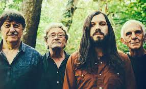 Ten years after — one of these days 05:58 ten years after — i'd love to change the world 03:44 ten years after — i woke up this morning 05:30 Ten Years After Willkommen Zuruck Classic Rock
