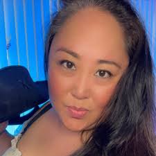 eating at Pizza Hut in the 90s/early 2000s