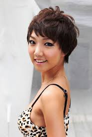 This look is carefree as well as feminine. Feminine Layered Short Haircut Hairstyles Cool