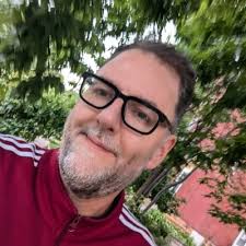 JD Castro (@jdcastro10)