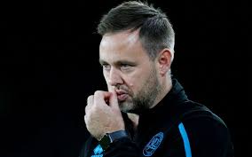 Jackson Piles The Pressure On Beale, But He Continues To Think They Can  Catch Celtic.