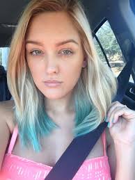 Dip Dyed Teal Kool Aid Hair So Easy I Used 2 Packets Of Unsweetened Blueberry Lemonade Kool Aid And 2 Cups Water Boil The Mixtu Kool Aid Hair Teal Hair Hair