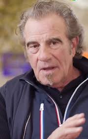 Will is older than Sam (25 and 21). WOW!