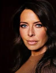 Darcy Mann's Instagram, Twitter & Facebook