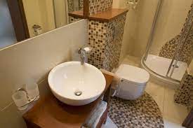 In un bagno minimal può. Consigli Per Ristrutturare Un Bagno Piccolo Tassonedil
