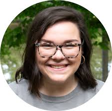 Laura Partin's Instagram, Twitter & Facebook