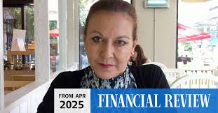 Gwen Robinson, intrepid journalist who could tame huge egos