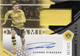 Prawy obrońca nie stanowi już o sile zespołu z signal iduna park. Lukasz Piszczek Gallery Trading Card Database