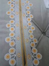 Dokuma Panosundaki Pin