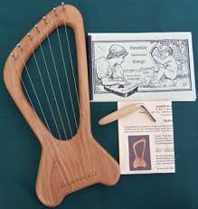 Harps Of Lorien Quality Hand Crafted Instruments Kinder Lyre Diy Instruments Music Instruments Diy Homemade Instruments
