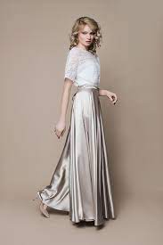 Check spelling or type a new query. Boho Brautkleid Aus Satin Und Spitze Kleiderfreuden