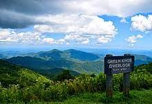Blue ridge mountain travel is an informational visitor tourism guide covering the eight states of the blue ridge mountains. Blue Ridge Parkway Wikipedia
